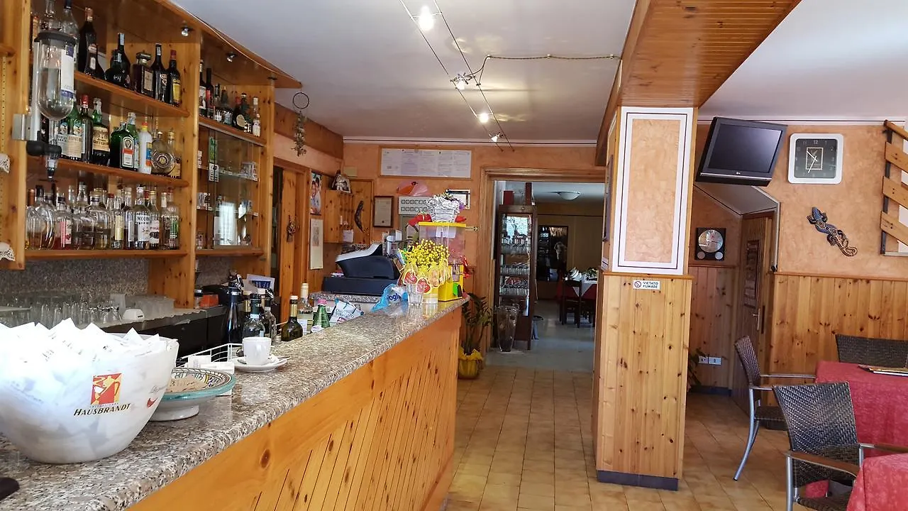Hotel Al Cacciatore San Zeno di Montagna